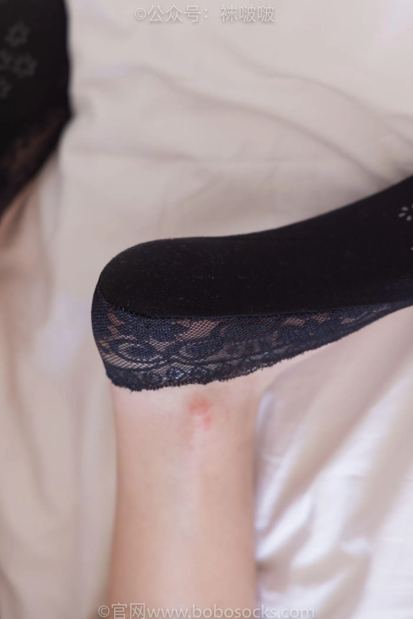 [BoBoSocks袜啵啵]NO.053 小甜豆-皮鞋、厚黑丝、黑色蕾丝船袜 [143P]插图9